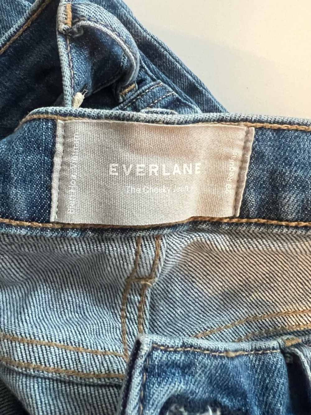 Everlane Cheeky Jean - Picture 3 of 3